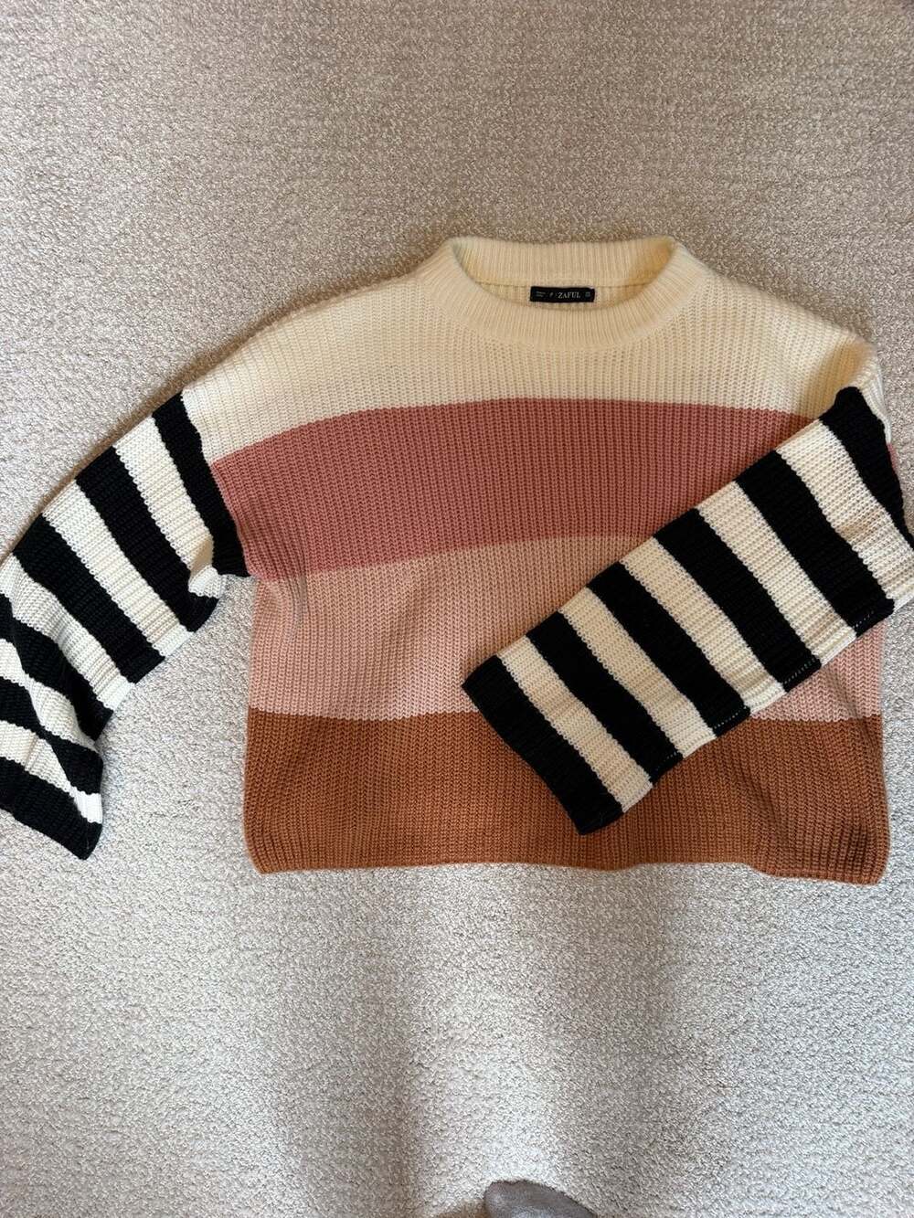 ZAFUL Women's Multi-Color Striped Knit Pullover Sweater